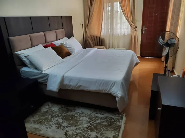 Royal Crown Villa - Deluxe Room